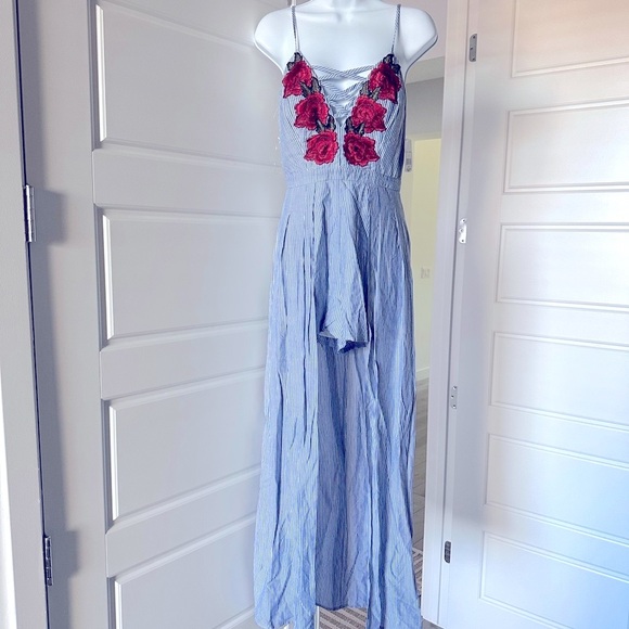 Floral Embroidered Maxi Dress DILLARDS - Picture 2 of 5